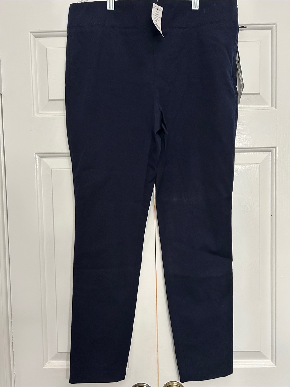 White House Black Market Navy Cropped Straight Ankle Pants